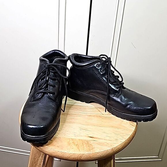 Boots by Croft & barrow Black Leather Lace Up Size 7 - Picture 1 of 9